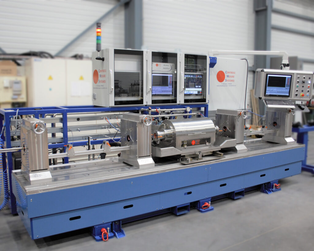 Inspection par Ultrasons de tubes en acier à l’aide de la RotoUTscan