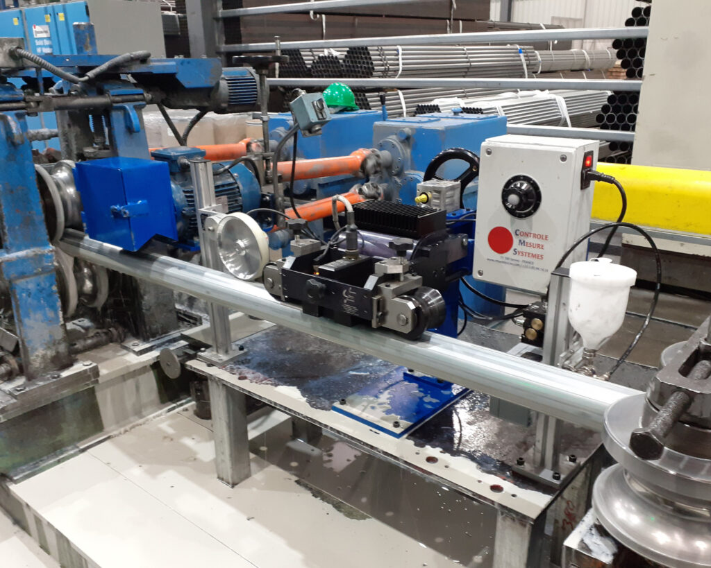 Une inspection Courants de Foucault de la zone de soudure par magnétisation sectorielle