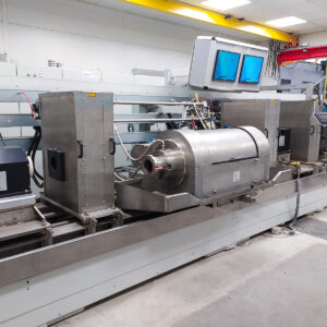 Ultrasonic rotating head for tubes inspection