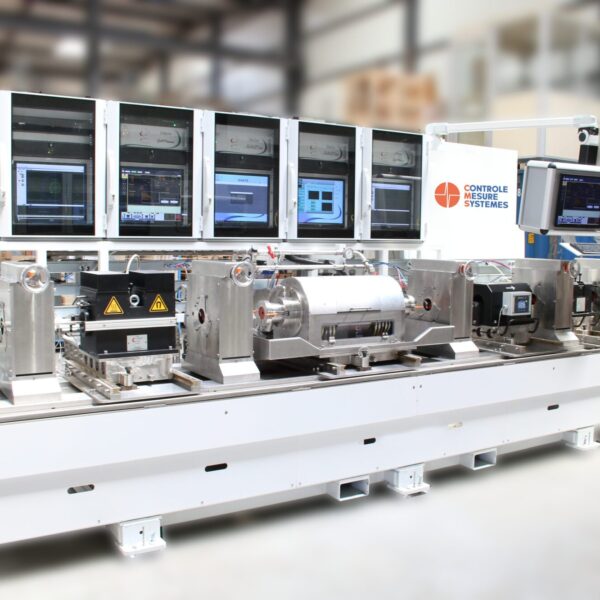 Combined Ultrasonic and Eddy Current testing bench for volumetric inspection