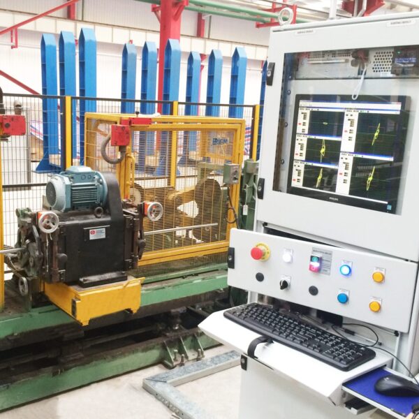 Eddy Current rotating head for longitudinal defects detection