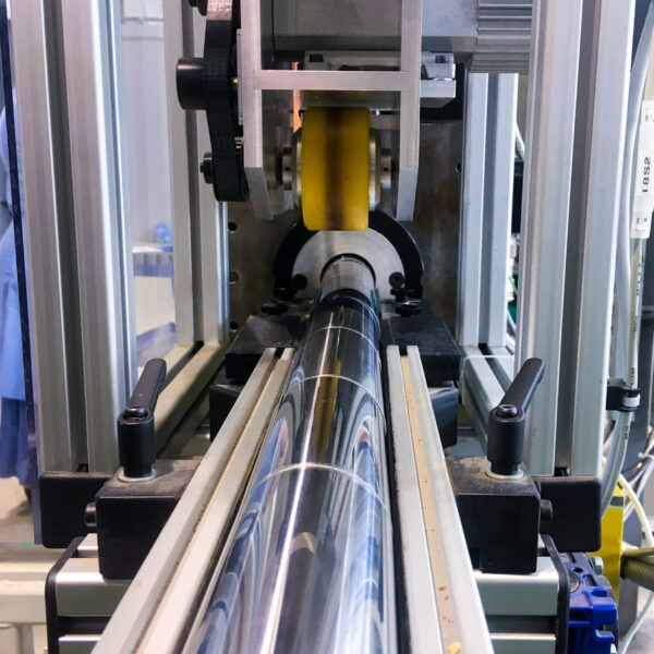 Detection of surface, sub-surface  and longitudinal defects on pistons pincs, cylinders, spindles...