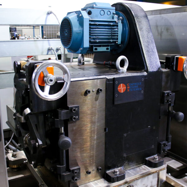 Eddy Current rotating head for longitudinal defects detection