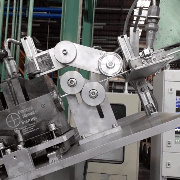 Eddy Current wire inspection to detect short and transverse defects