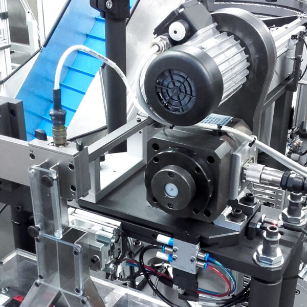 Small machined parts inspection with Eddy Current rotating head TRVC and material sorting with encircling probe